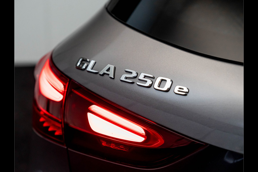 Mercedes-Benz GLA GLA 250 e AMG Line | NIGHT | Pano | Memory | HUD
