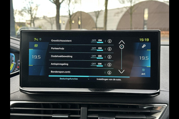 Peugeot 3008 1.6 HYbrid 225 Allure Pack Business VAN: €30.900,- VOOR: €26.877,- UW EINDEJAARSVOORDEEL: €4.023,-  | ALLURE PACK | APPLE CARPLAY/ANDROID AUTO | ADAPTIVE CRUISE CONTROL | ACHTERUITRIJCAMERA | NAVIGATIE |