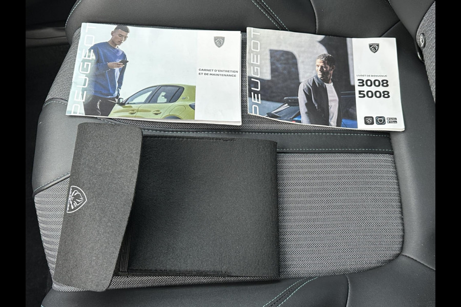Peugeot 3008 1.6 HYbrid 225 Allure Pack Business VAN: €30.900,- VOOR: €26.877,- UW EINDEJAARSVOORDEEL: €4.023,-  | ALLURE PACK | APPLE CARPLAY/ANDROID AUTO | ADAPTIVE CRUISE CONTROL | ACHTERUITRIJCAMERA | NAVIGATIE |