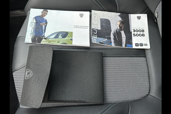 Peugeot 3008 1.6 HYbrid 225 Allure Pack Business VAN: €30.900,- VOOR: €26.877,- UW EINDEJAARSVOORDEEL: €4.023,-  | ALLURE PACK | APPLE CARPLAY/ANDROID AUTO | ADAPTIVE CRUISE CONTROL | ACHTERUITRIJCAMERA | NAVIGATIE |