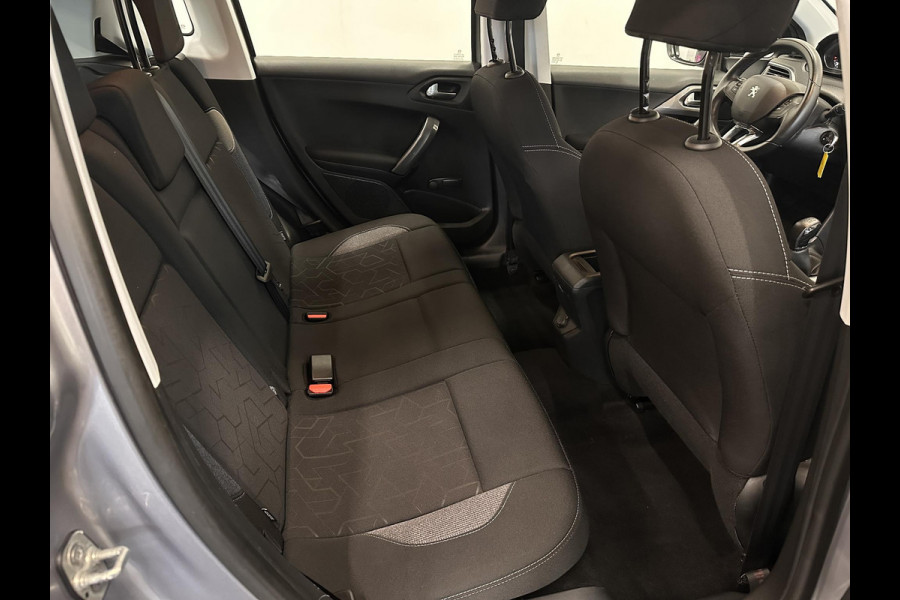 Peugeot 2008 1.2 PureTech Active 82pk Navigatie Apple Carplay/Android Auto Cruise Control Airco