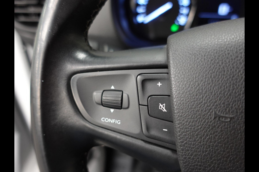 Opel Vivaro 1.5 CDTI L3H1 Edition Navigatie Cruise control Camera Airco Trekhaak 3Zits