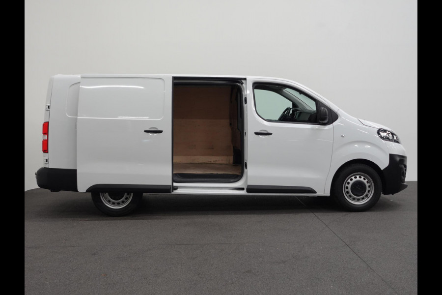 Opel Vivaro 1.5 CDTI L3H1 Edition Navigatie Cruise control Camera Airco Trekhaak 3Zits