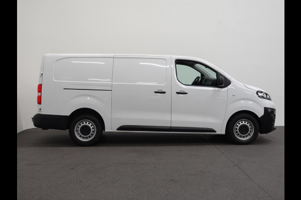 Opel Vivaro 1.5 CDTI L3H1 Edition Navigatie Cruise control Camera Airco Trekhaak 3Zits