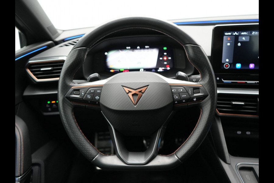 CUPRA Leon 1.4 e-Hybrid VZ Plug In Hybrid 245pk Dealer O.H PHEV | Keyless | Cruise Control | Lederen Sportstoelen Verwarmd | Navigatie | Virtual | Front & Lane Assist | Sportstuur Verwarmd | Sfeerverlichting | DAB | 19"L.M |