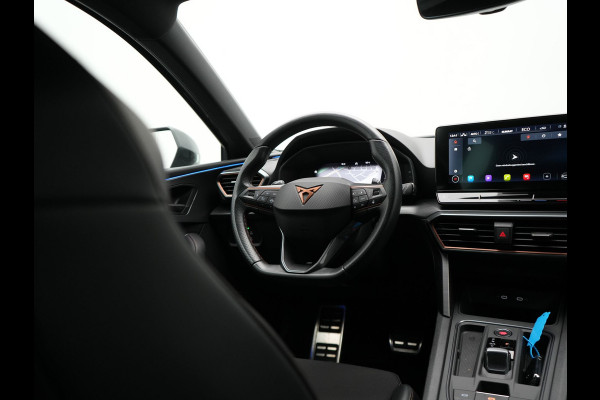 CUPRA Leon 1.4 e-Hybrid VZ Plug In Hybrid 245pk Dealer O.H PHEV | Keyless | Cruise Control | Lederen Sportstoelen Verwarmd | Navigatie | Virtual | Front & Lane Assist | Sportstuur Verwarmd | Sfeerverlichting | DAB | 19"L.M |