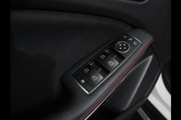 Mercedes-Benz GLA 200 Automaat Premium Plus | AMG Velgen | Climate control | Cruise control | Navigatie | Parkeersensoren | Achteruitrijcamera | Lichtmetalen velgen | Radio | LED | Voorstoelen verwarmd | Apple Carplay/ Android Auto