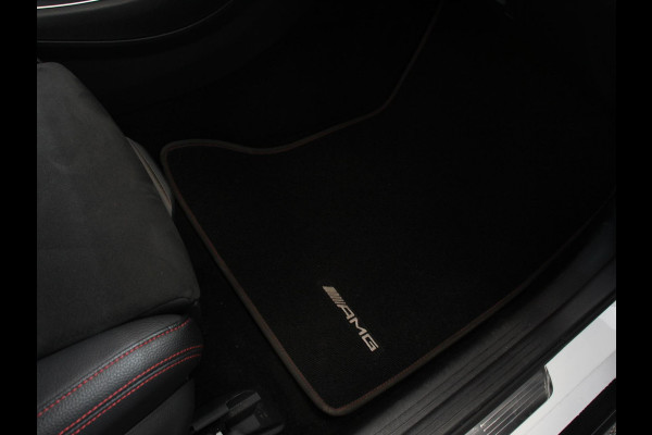 Mercedes-Benz GLA 200 Automaat Premium Plus | AMG Velgen | Climate control | Cruise control | Navigatie | Parkeersensoren | Achteruitrijcamera | Lichtmetalen velgen | Radio | LED | Voorstoelen verwarmd | Apple Carplay/ Android Auto