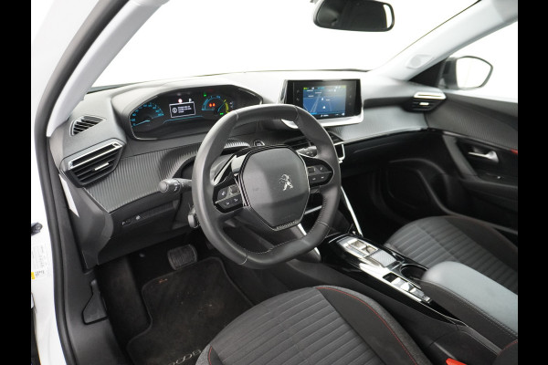 Peugeot e-2008 EV Active Pack 50kWh Soh 91% Navi Ecc Apple Carplay Android Auto Cruise Control Keyless DAB+ Bluetooth Led Connected services Verkeersbord detectie 1e Eigenaar Origineel Nederlandse Auto