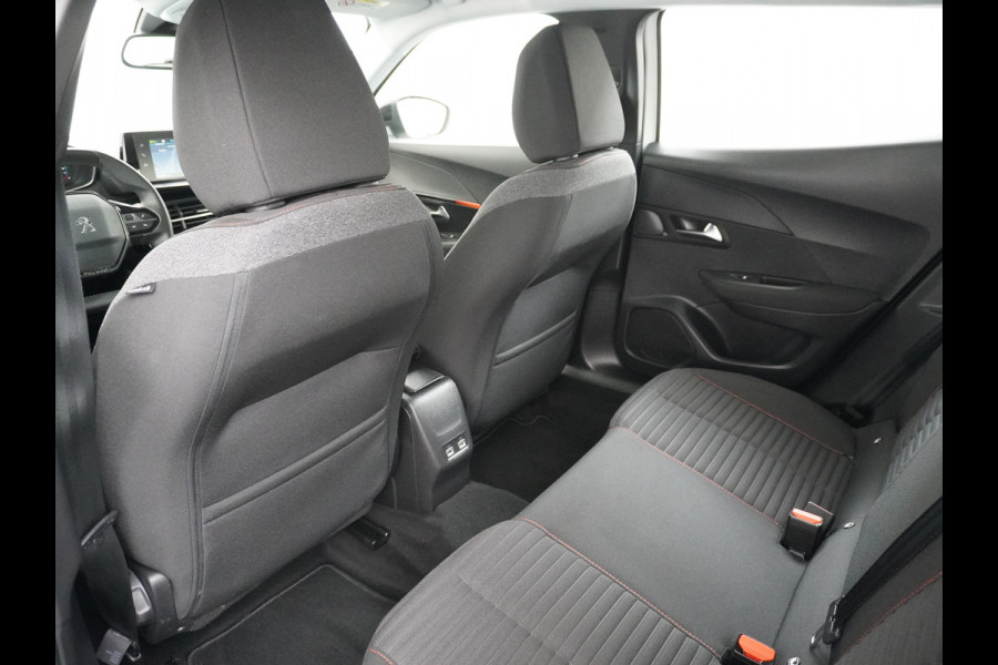 Peugeot e-2008 EV Active Pack 50kWh Soh 91% Navi Ecc Apple Carplay Android Auto Cruise Control Keyless DAB+ Bluetooth Led Connected services Verkeersbord detectie 1e Eigenaar Origineel Nederlandse Auto