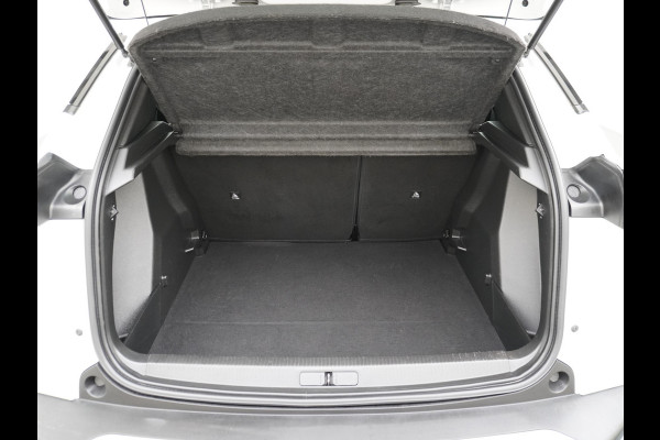 Peugeot e-2008 EV Active Pack 50kWh Soh 91% Navi Ecc Apple Carplay Android Auto Cruise Control Keyless DAB+ Bluetooth Led Connected services Verkeersbord detectie 1e Eigenaar Origineel Nederlandse Auto