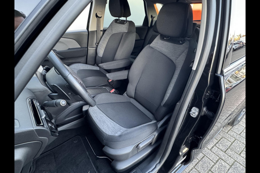 Citroën C4 Spacetourer 1.2 PT 130 EAT8 Feel | Meer foto's volgen | Trekhaak | Prijs is rijklaar