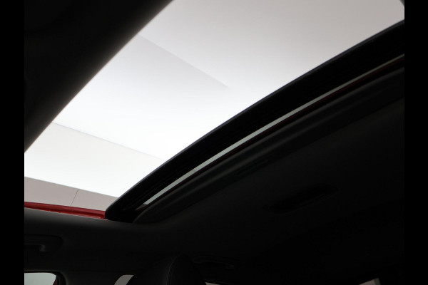 Hyundai Kona EV 64 kWh PREMIUM SKY 100% SOH + SCHUIFDAK | LEDER | STOELVENTILATIE | HEAD-UP | ADAPTIVE CRUISE | STUURVERW.