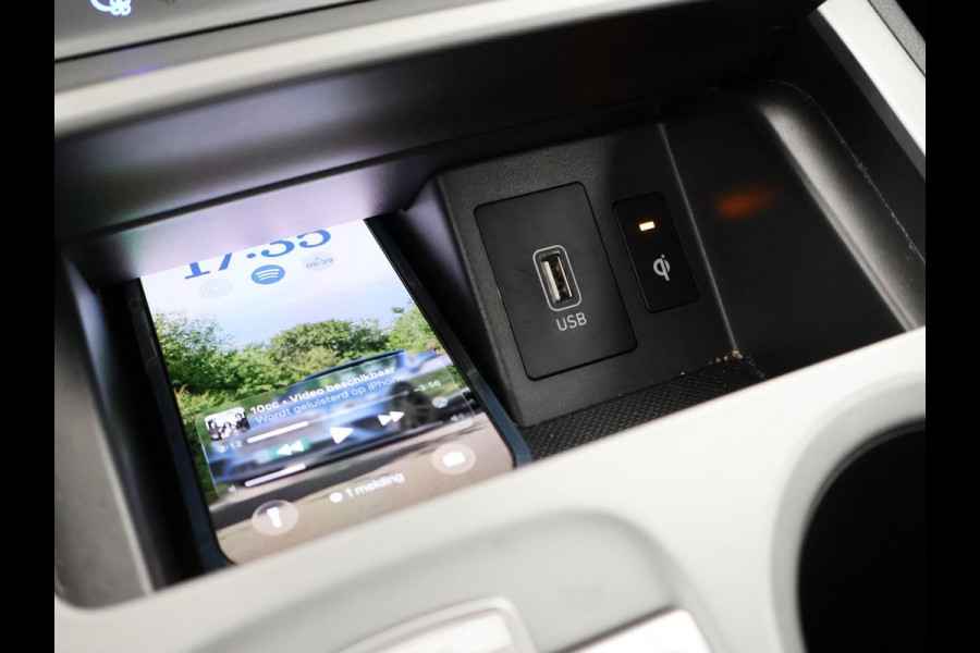 Hyundai Kona EV 64 kWh PREMIUM SKY 100% SOH + SCHUIFDAK | LEDER | STOELVENTILATIE | HEAD-UP | ADAPTIVE CRUISE | STUURVERW.