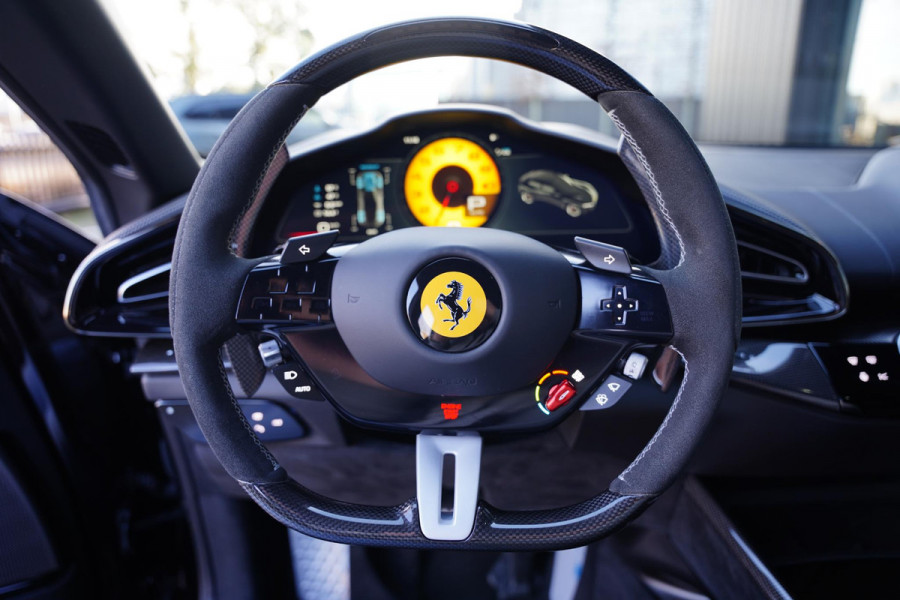 Ferrari Purosangue 6.5 V12