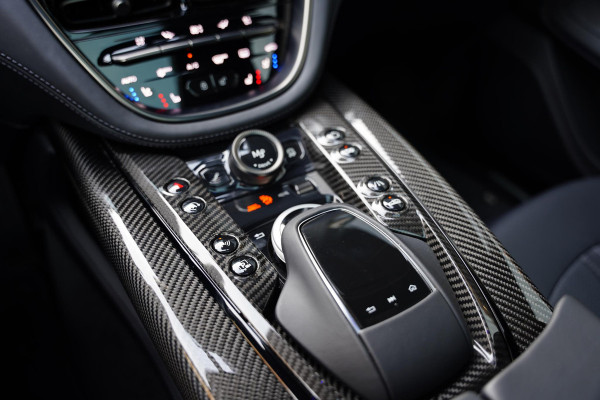 Aston Martin Dbx 4.0 V8 707 Carbon