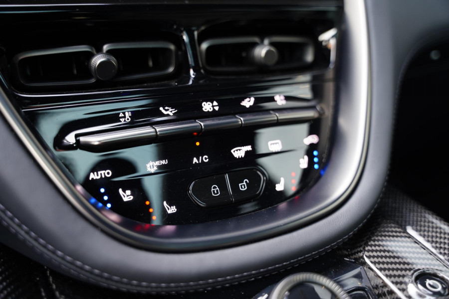 Aston Martin Dbx 4.0 V8 707 Carbon