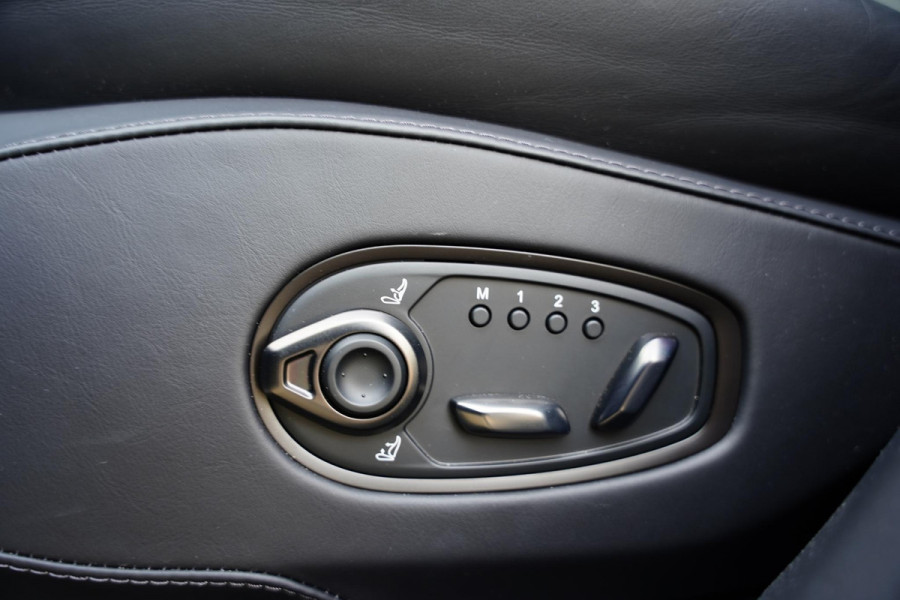 Aston Martin Dbx 4.0 V8 707 Carbon