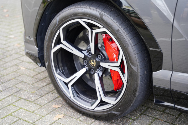 Lamborghini Urus 4.0 V8