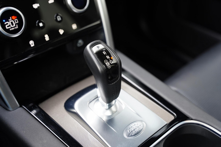 Land Rover Discovery Sport P300 E R-Dynamic HSE Panoramadak Meridian Head Up