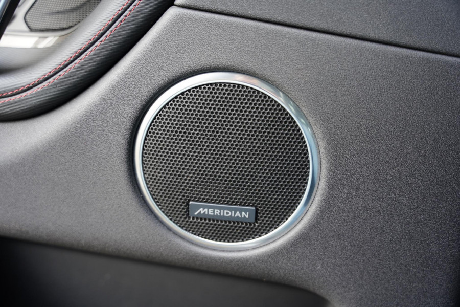 Land Rover Discovery Sport P300 E R-Dynamic HSE Panoramadak Meridian Head Up