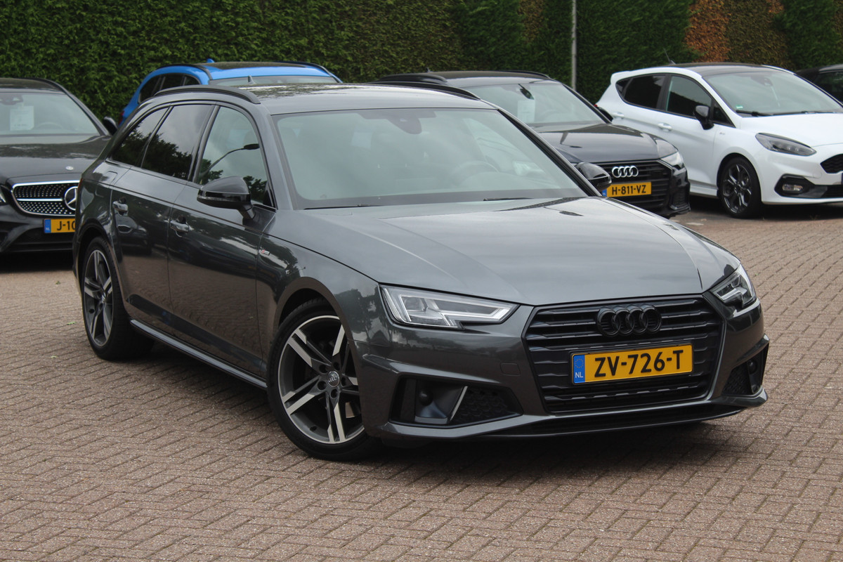 Audi A4 Avant 40 TFSI 191pk Sport S line black edition / Leder / Navigatie / Parkeerhulp V+A / 18'' / LED Koplampen / Getint glas / Cruise Control