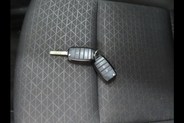 Kia Picanto 1.0 DPi DynamicLine Airco Carplay Navi Cruise Control Lichtmetalen velgen