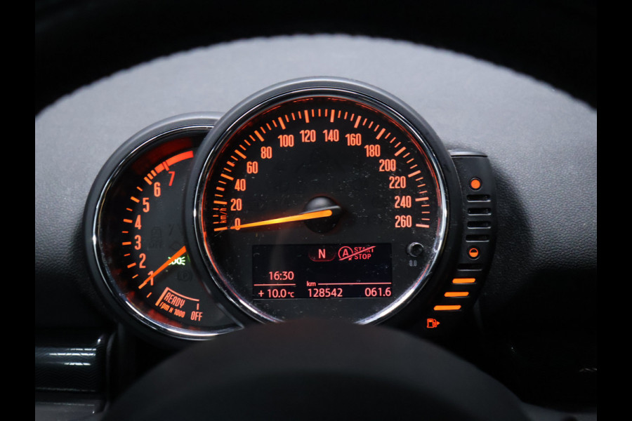 MINI Clubman 1.5 Cooper Salt Business [PDC ACHTER, CLIMATE CONTROL, CRUISE CONTROL, BLUETOOTH TELEFOON, NAVIGATIE, LICHTMETALEN VELGEN, NIEUWSTAAT]