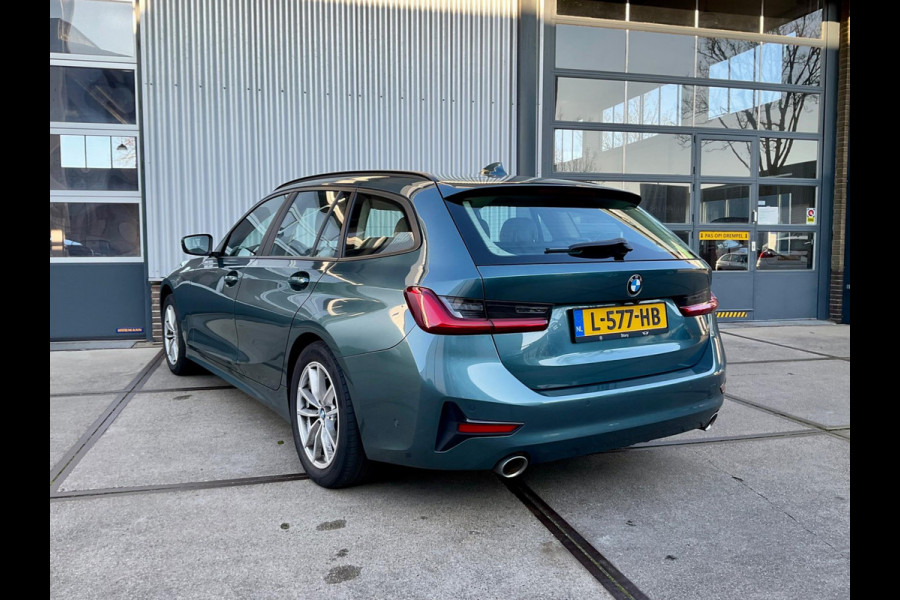 BMW 3 Serie Touring 318i Business Edition Plus