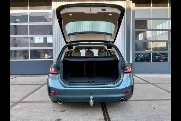 BMW 3 Serie Touring 318i Business Edition Plus