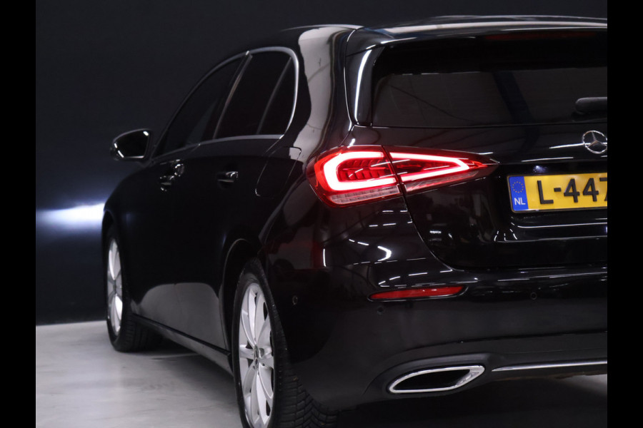 Mercedes-Benz A-Klasse 200 AMG Sport [SPORTSTOELEN, CAMERA, PDC V+A, STOELVERWARMING, CLIMATE CONTROL, CRUISE CONTROL, BLUETOOTH, NAVIGATIE, FLIPPERS, NIEUWSTAAT]