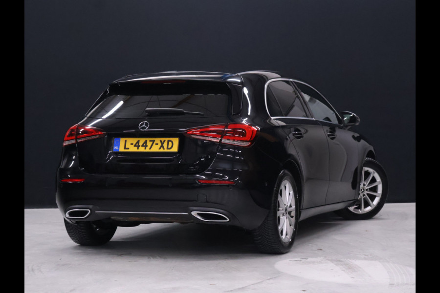 Mercedes-Benz A-Klasse 200 AMG Sport [SPORTSTOELEN, CAMERA, PDC V+A, STOELVERWARMING, CLIMATE CONTROL, CRUISE CONTROL, BLUETOOTH, NAVIGATIE, FLIPPERS, NIEUWSTAAT]