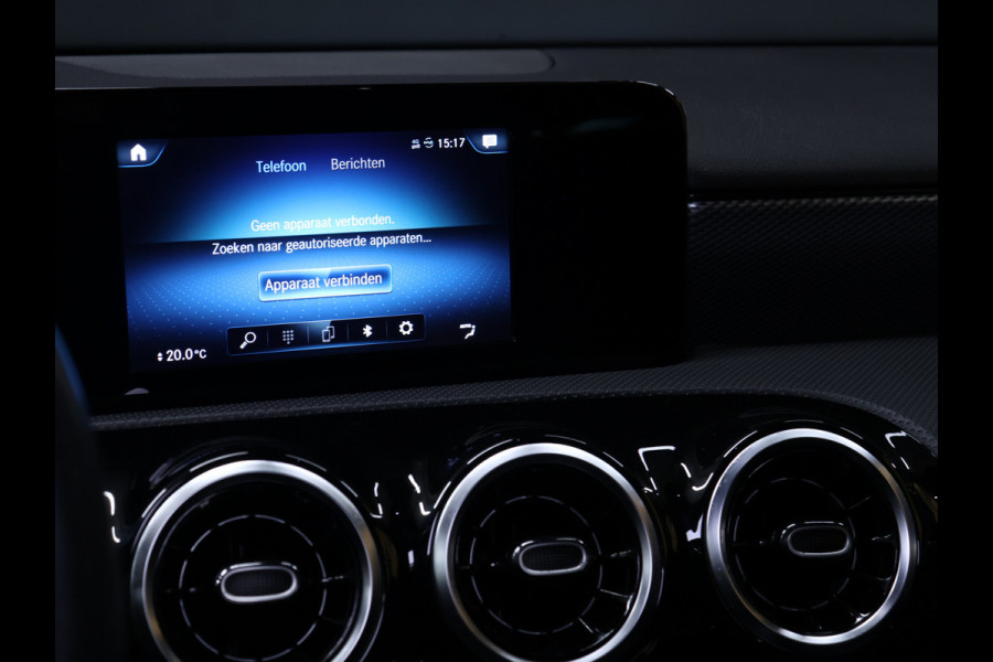 Mercedes-Benz A-Klasse 200 AMG Sport [SPORTSTOELEN, CAMERA, PDC V+A, STOELVERWARMING, CLIMATE CONTROL, CRUISE CONTROL, BLUETOOTH, NAVIGATIE, FLIPPERS, NIEUWSTAAT]