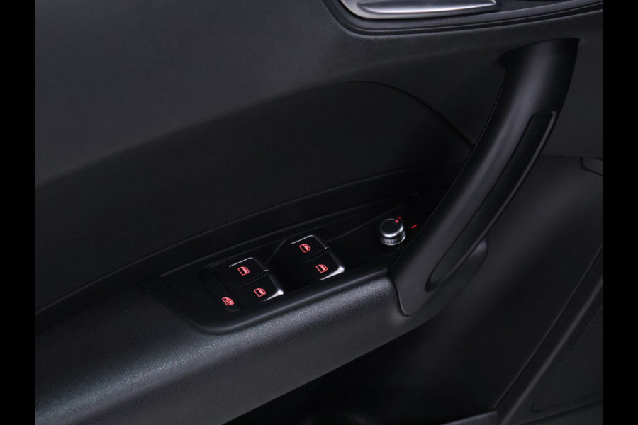 Audi A1 Sportback 1.0 TFSI Pro Line [CRUISE CONTROL, BLUETOOTH TELEFOON, AIRCONDITIONING, NAVIGATIE, LICHTMETALEN VELGEN, ELEKTRONISCHE RAMEN, ACHTERBANK 3-PERSOONS, NIEUWSTAAT]