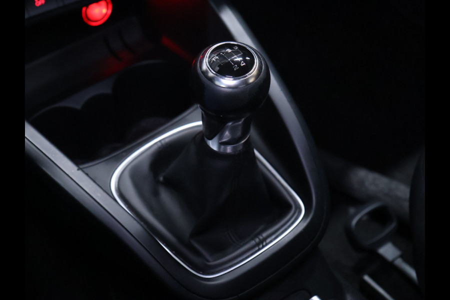 Audi A1 Sportback 1.0 TFSI Pro Line [CRUISE CONTROL, BLUETOOTH TELEFOON, AIRCONDITIONING, NAVIGATIE, LICHTMETALEN VELGEN, ELEKTRONISCHE RAMEN, ACHTERBANK 3-PERSOONS, NIEUWSTAAT]