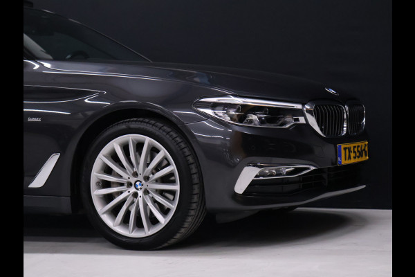 BMW 5 Serie Touring 530i High Executive Luxury Line [LUCHTVERING, SCHUIFKANTELDAK, MEMORY SEATS, HEAD-UP, ACTIVE PROTECTION, STUURVERWARMING, ACHTERUITRIJCAMERA, PDC V+A, STOELVERWARMING, BMW ADAPTIVE LED, CRUISE, CLIMATE, BLUETOOTH, NIEUWSTAA