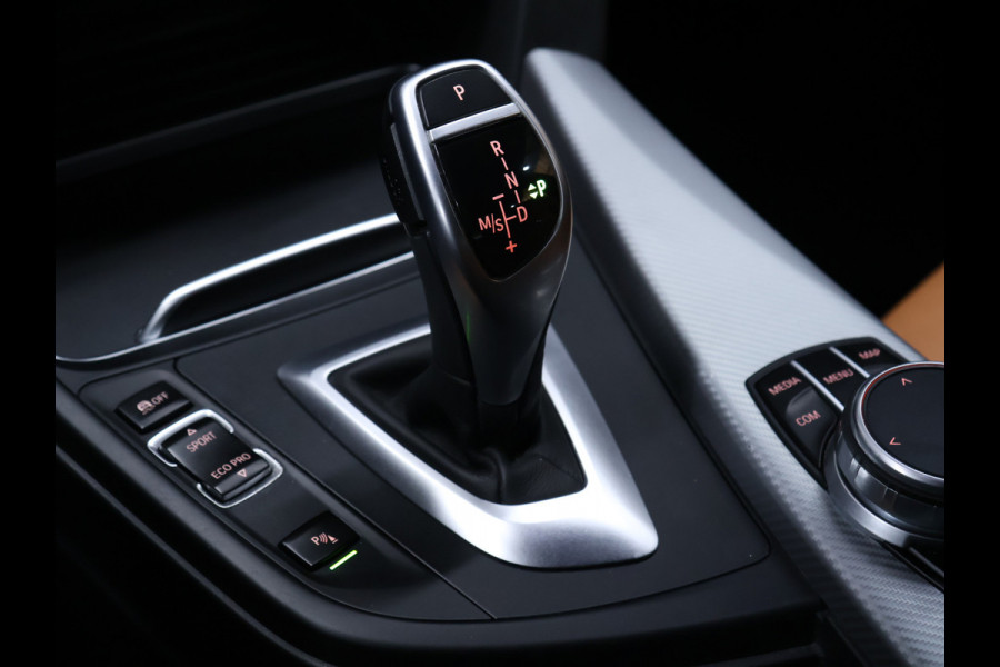 BMW 4 Serie Gran Coupé 420i M Sport [CAMERA, VOL LEDER, M-STUUR, PDC V+A, STOELVERWARMING, CRUISE CONTROL, CLIMATE CONTROL, BLUETOOTH, ELEKTRISCHE ACHTERKLEP, NIEUWSTAAT]
