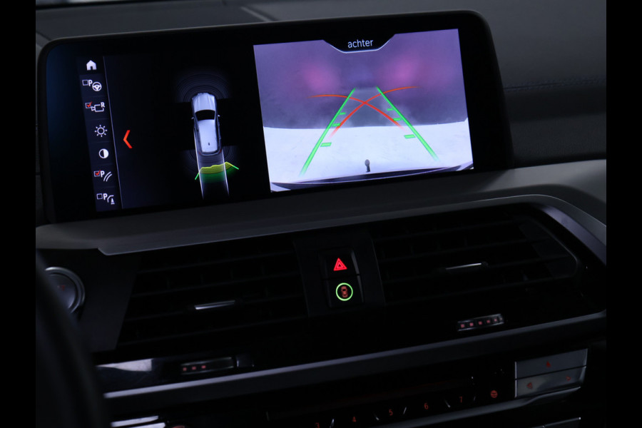 BMW X3 xDrive20i Executive Edition M sport [TREKHAAK AFNEEMBAAR, ACHTERUITRIJCAMERA, PDC V+A, STOELVERWARMING, CLIMATE CONTROL, CRUISE CONTROL, BLUETOOTH TELEFOON, ELEKTRISCHE ACHTERKLEP, NIEUWSTAAT]