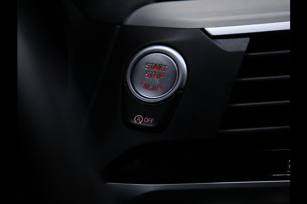 BMW X3 xDrive20i Executive Edition M sport [TREKHAAK AFNEEMBAAR, ACHTERUITRIJCAMERA, PDC V+A, STOELVERWARMING, CLIMATE CONTROL, CRUISE CONTROL, BLUETOOTH TELEFOON, ELEKTRISCHE ACHTERKLEP, NIEUWSTAAT]