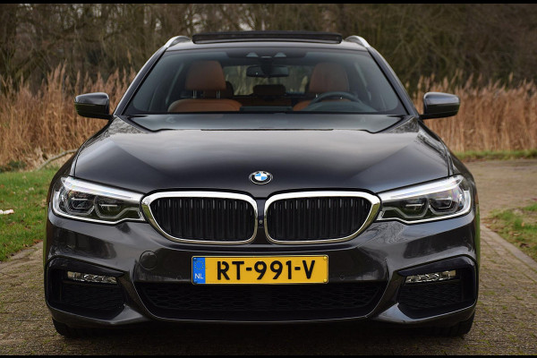 BMW 5 Serie Touring 520i High Executive*Nappa Leder*HUD*PANO*M-Pakket*Enz*