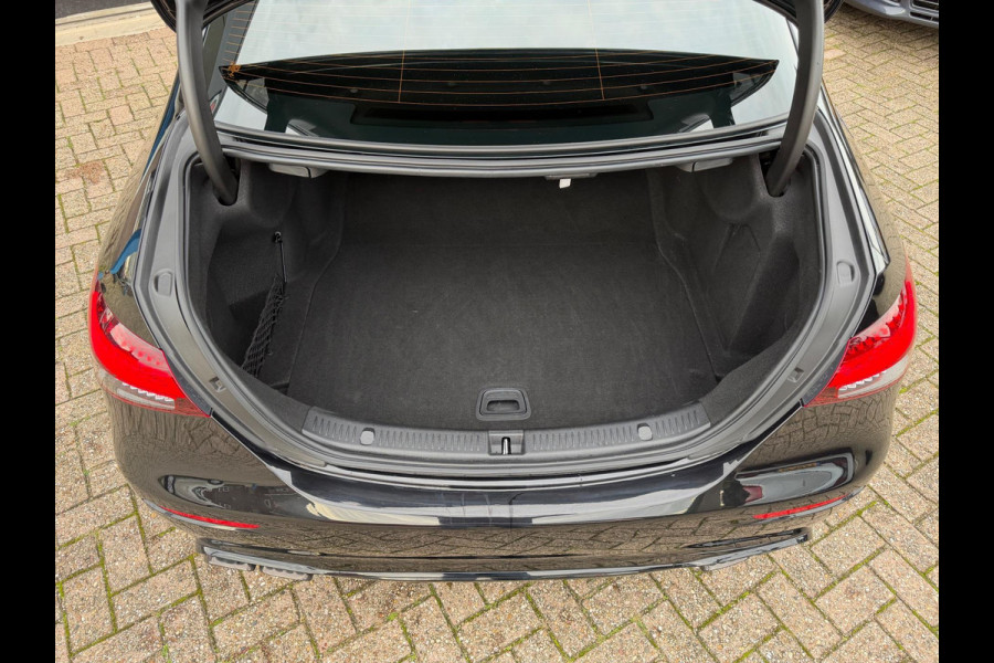 Mercedes-Benz E-Klasse 200 AMG PAKKET AUT PANO NAVI LM NAP!