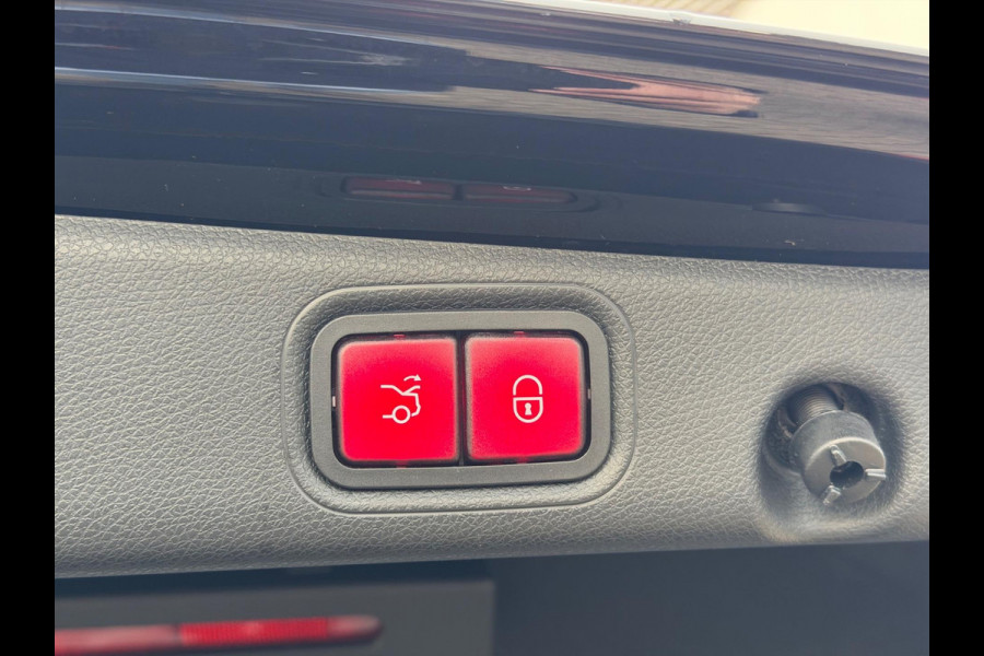 Mercedes-Benz E-Klasse 200 AMG PAKKET AUT PANO NAVI LM NAP!