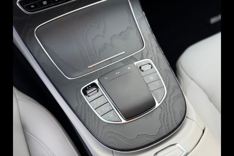 Mercedes-Benz E-Klasse 200 AMG PAKKET AUT PANO NAVI LM NAP!