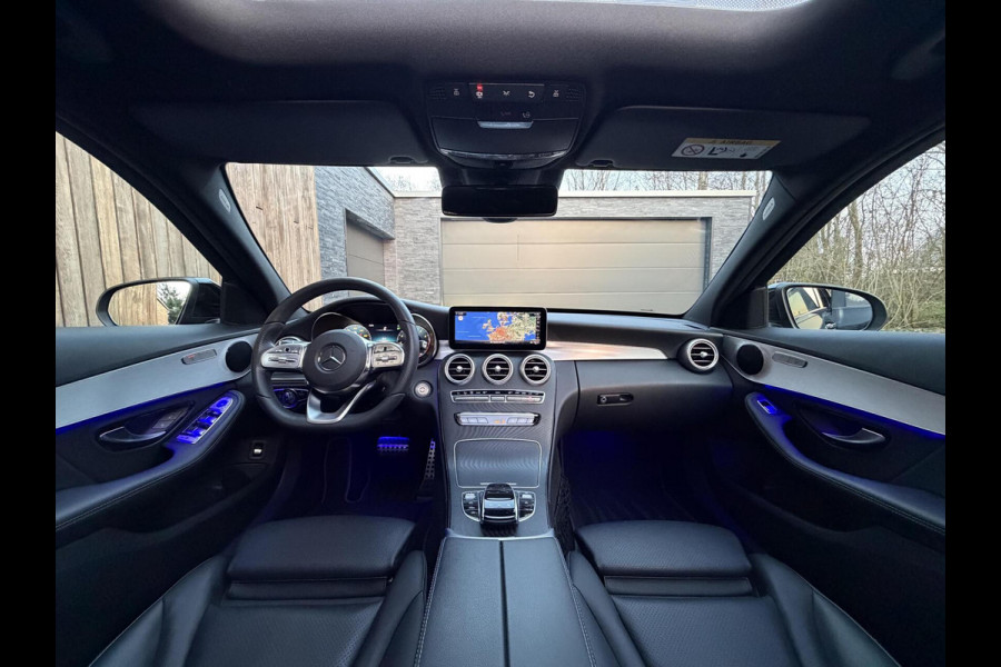 Mercedes-Benz C-Klasse Estate 180 AMG Automaat | Panorama | Leer | LED matrix | Sfeerverlichting | Apple CarPlay | 360°-camera | Night Pakket | DAB ont