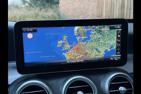 Mercedes-Benz C-Klasse Estate 180 AMG Automaat | Panorama | Leer | LED matrix | Sfeerverlichting | Apple CarPlay | 360°-camera | Night Pakket | DAB ont
