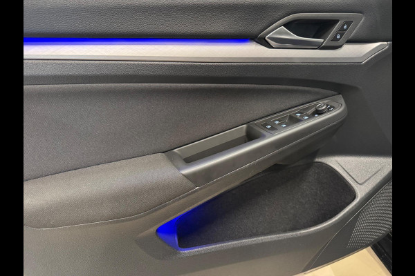 Volkswagen Golf 1.0 eTSI DSG Business, Apple Carplay, ACC, Navi, Ambiënte Light, Camera, PDC, Multistuur, Lane Assist, Prive Glas