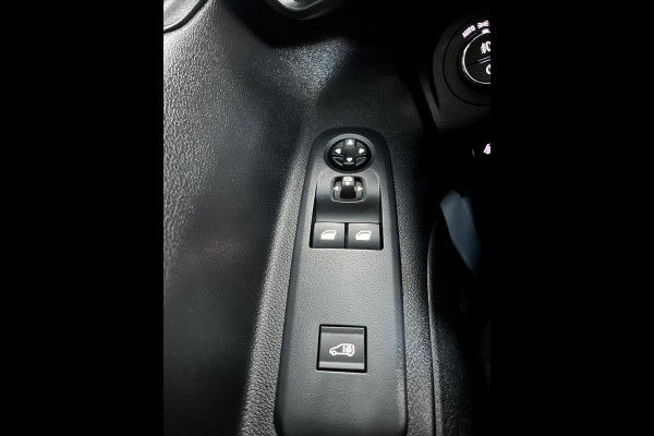 Opel Combo Automaat-8 130pk 1.5D euro6 L2H1 Edition, Airco, Camera, Navigatie, Keyless, RIJKLAARPRIJS!