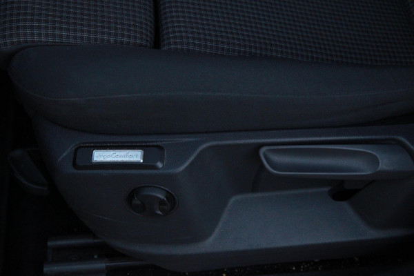 Volkswagen Caddy Cargo 2.0 TDI Style / Multi stuur / ERGO stoel / PDC / APP connect