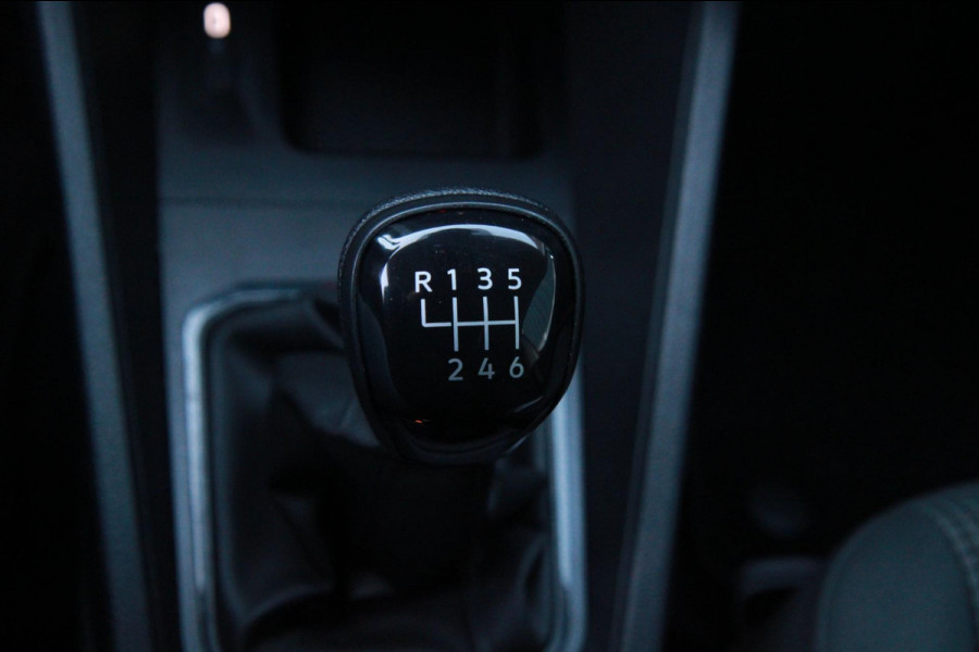 Volkswagen Caddy Cargo 2.0 TDI Style / Multi stuur / ERGO stoel / PDC / APP connect