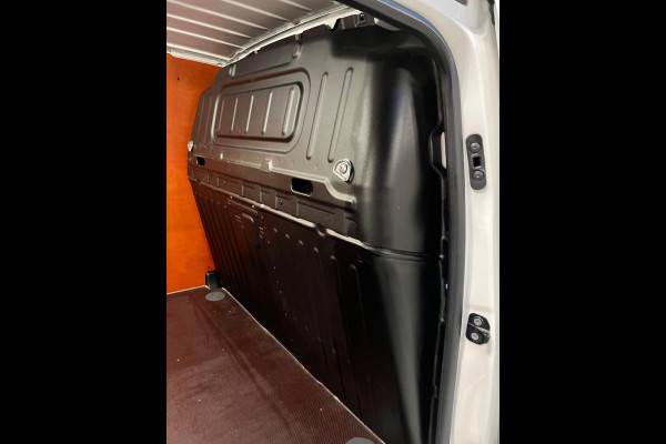 Opel Combo L2H1 1.5D 130pk euro6 Edition, Airco, Camera, CruiseControl, Navigatie, Trekhaak, RIJKLAARPRIJS!